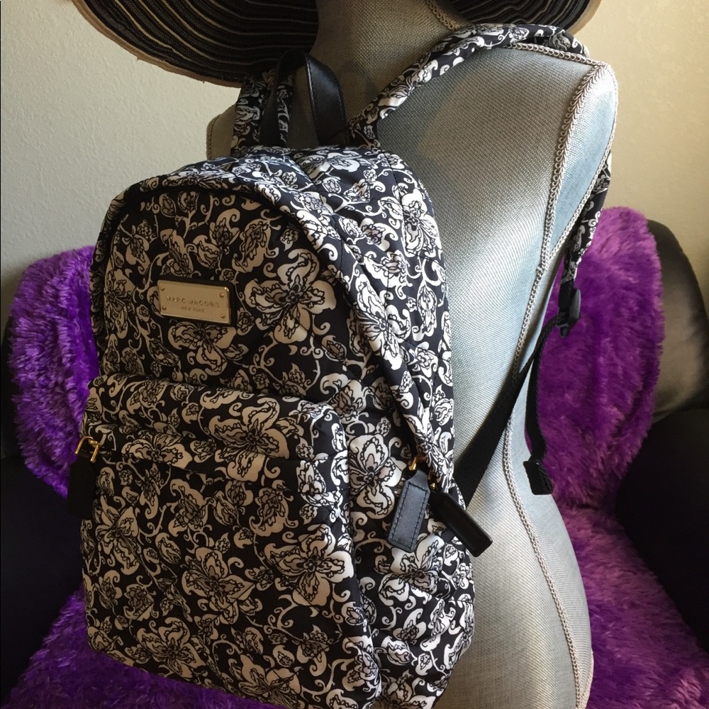 Authentic Mars Jacobs Backpack Good Condition - image 7